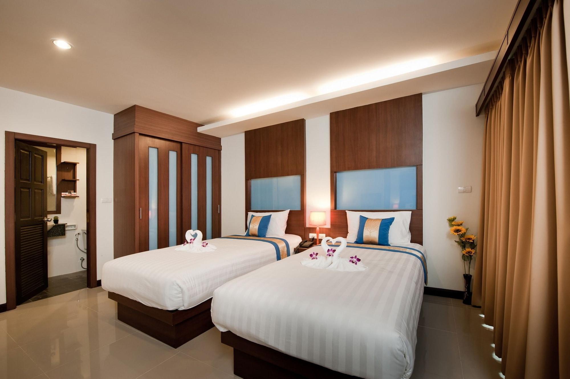 Tuana Blue Sky Patong Hotel Exterior foto